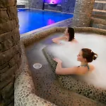 Aparthotel Cgh Residences & Spas Les Granges Du Soleil