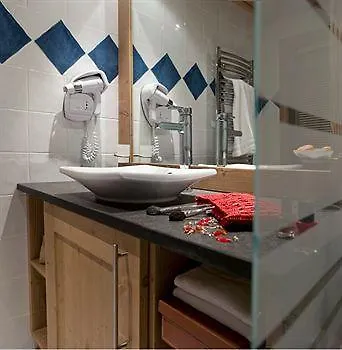Ξενοδοχείο με διαμερίσματα Cgh Residences & Spas Les Granges Du Soleil