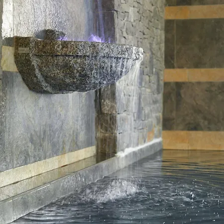 Cgh Résidences&spas Les Granges Du Soleil Appart hôtel 4*